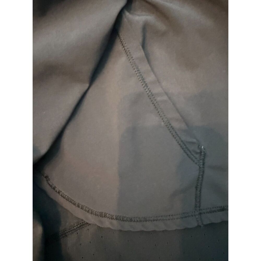 Lululemon Black Running Shorts Size 6 - Picture 7 of 8